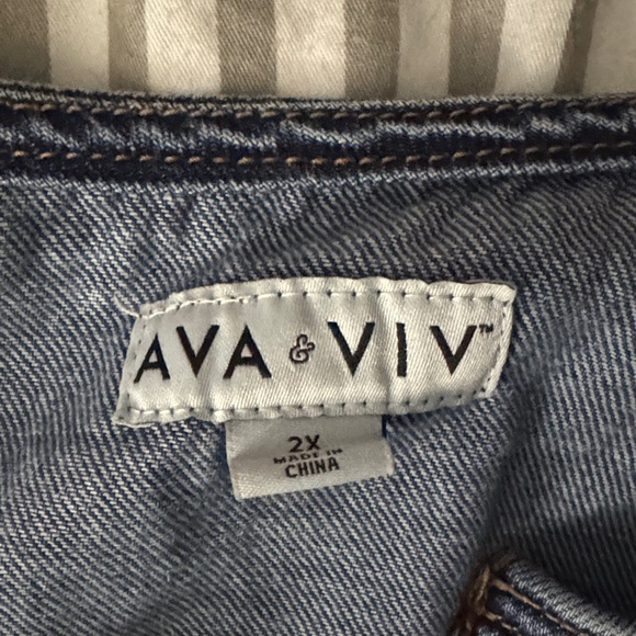 Ava & Viv Light Blue Denim Jacket - Picture 2 of 3